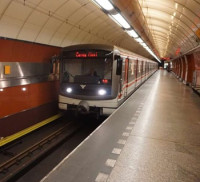 Animace v tunelu vidí i cestující na lince pražského metra B